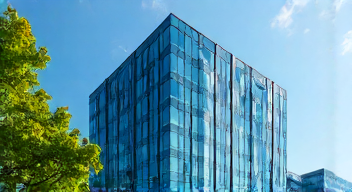 Ich erinnere mich an das beeindruckende Bürogebäude in München (1/10)